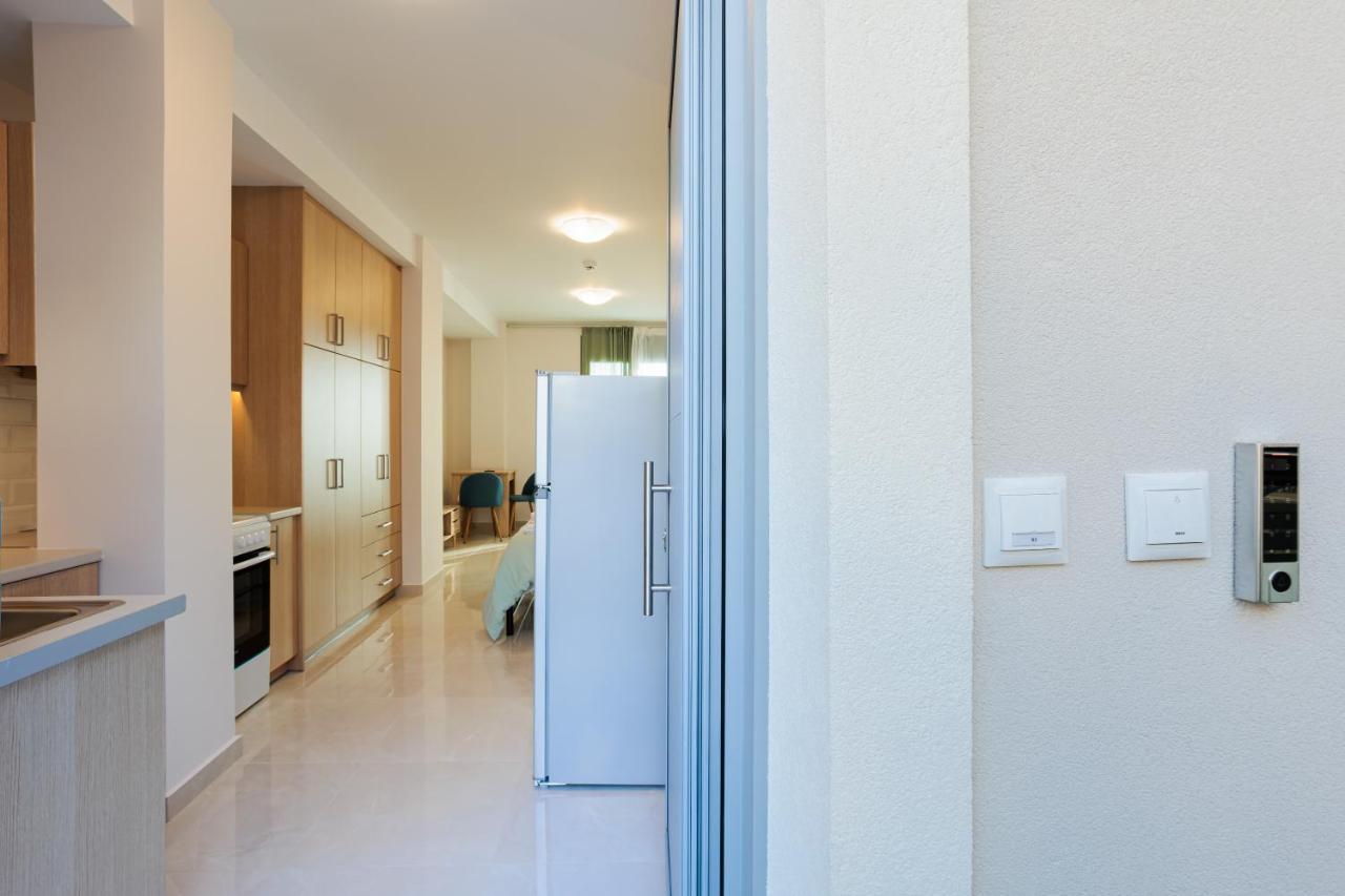 Georgia Seaview Apartment B3 卡拉马塔 外观 照片